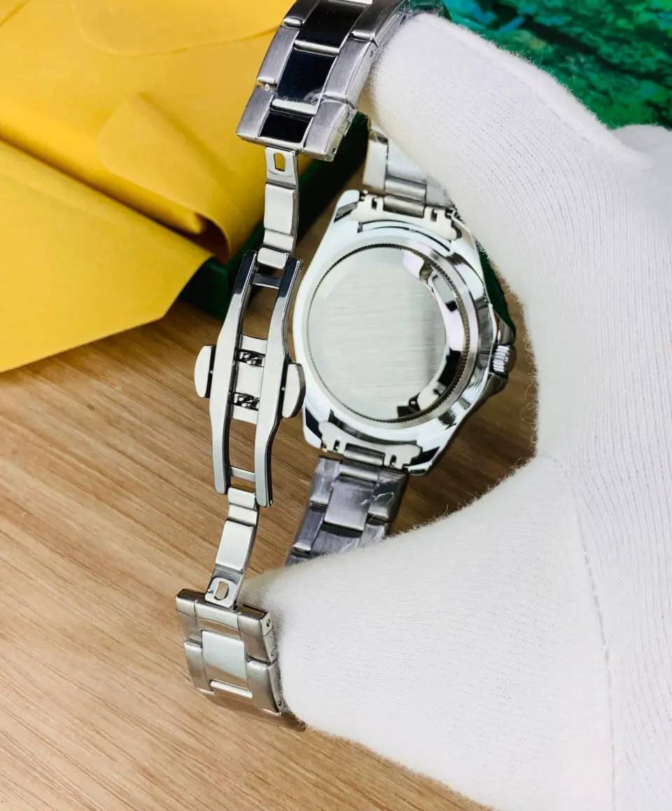 Rotating Bezel Watch With Black Dial & Butterfly Lock Chain