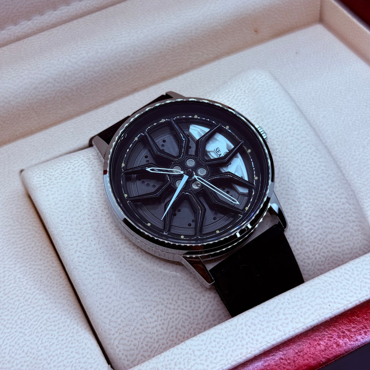 Rotating Wheel Watch With Silicone Strap