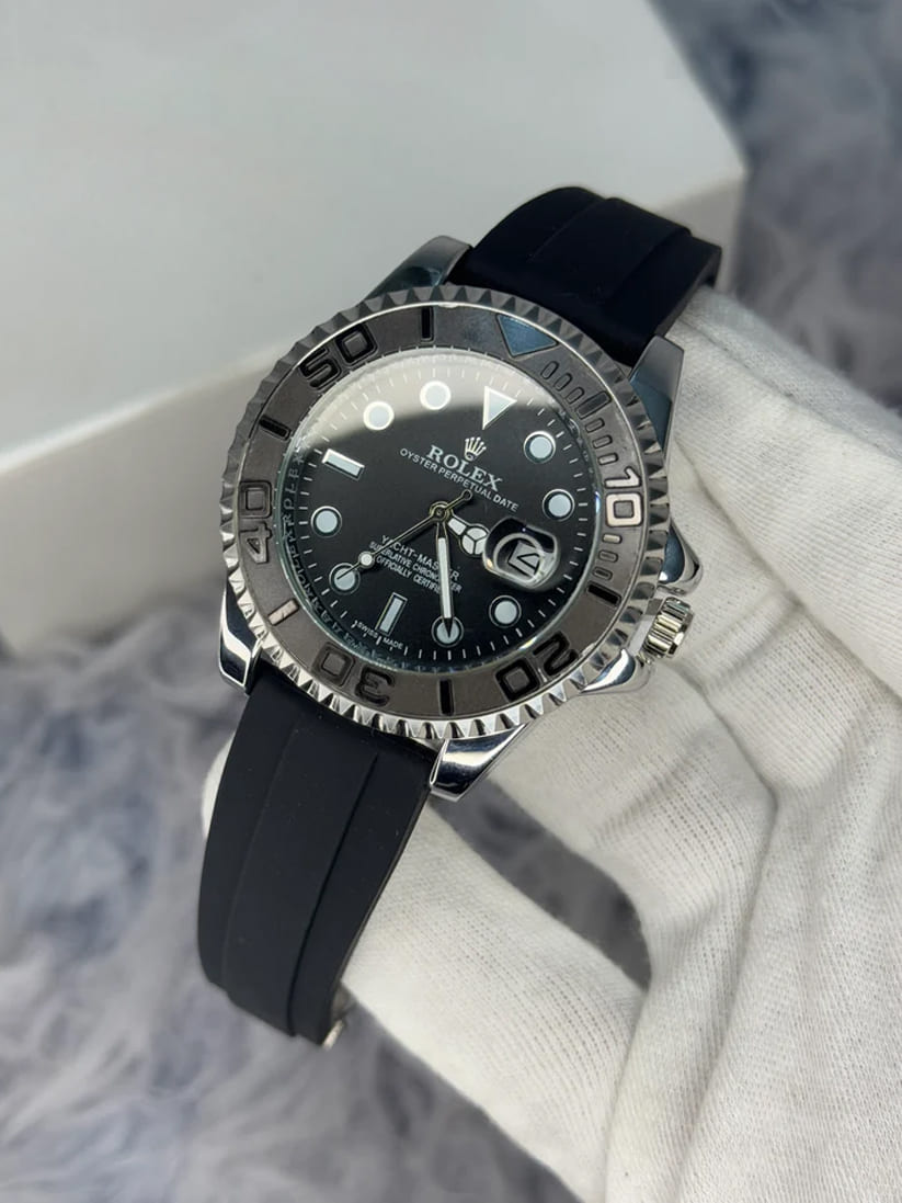 Rotating Bezel Watch With Rubber Strap & Master Lock